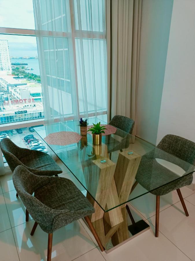 Duplex Condo@Maritime 8 George Town Ngoại thất bức ảnh