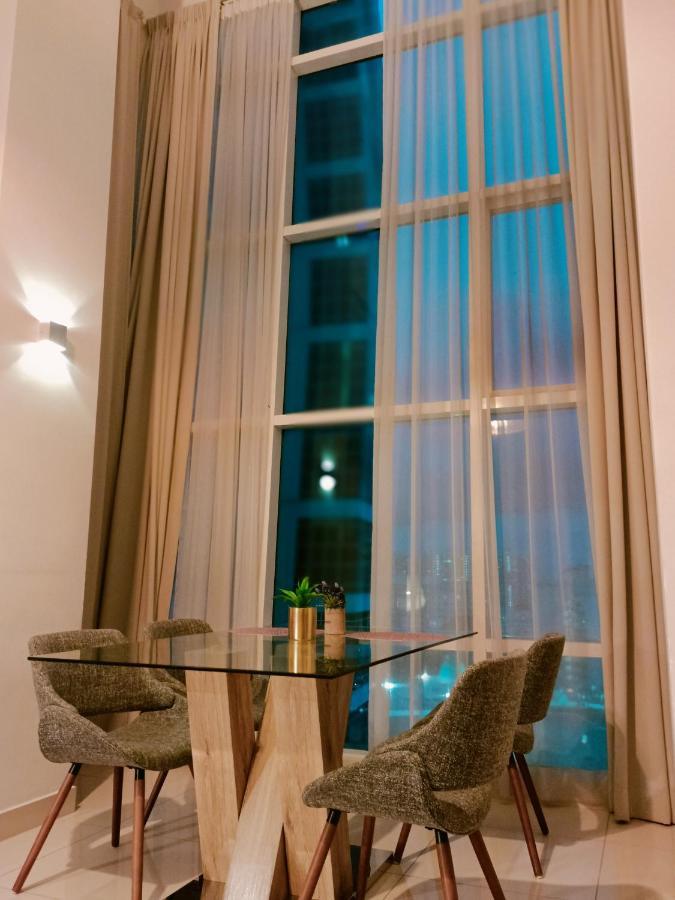 Duplex Condo@Maritime 8 George Town Ngoại thất bức ảnh