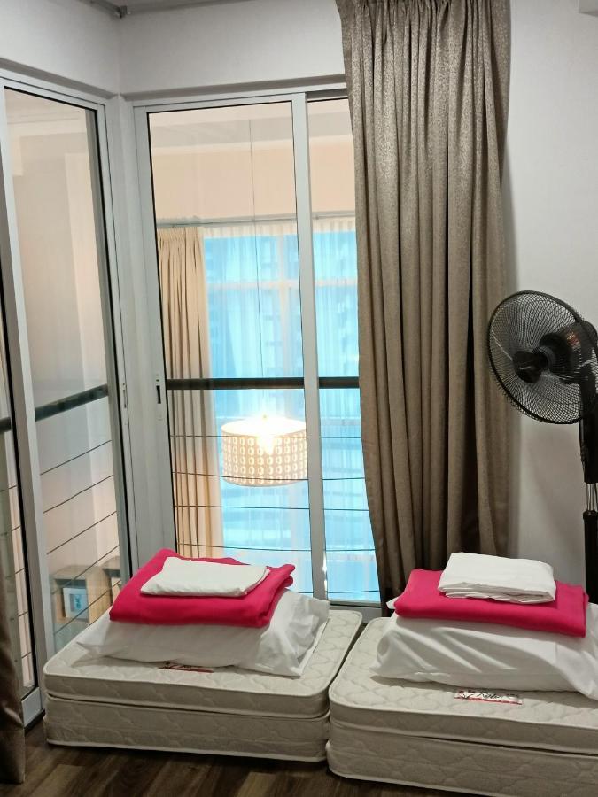 Duplex Condo@Maritime 8 George Town Ngoại thất bức ảnh